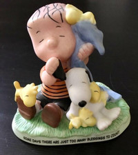 Peanuts Hallmark Figurine - Snoopy and Linus Special Blessings