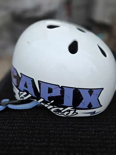 Casque Capix, View more