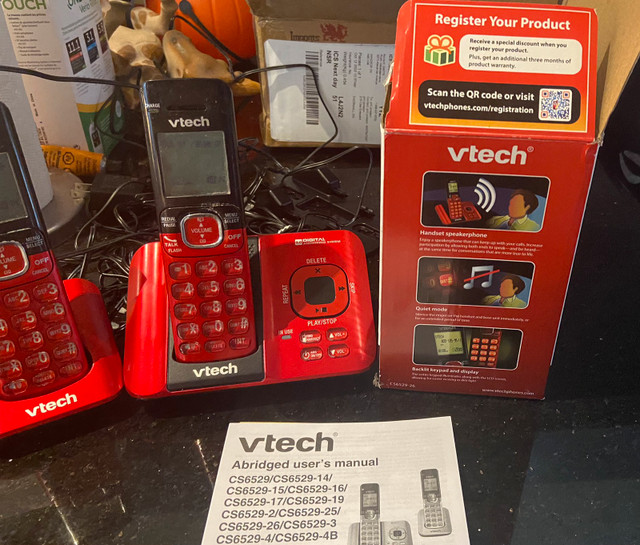 VTech CS6529-26 DECT 6.0 Phone Answering System  w 5 Handsets. in Home Phones & Answering Machines in Markham / York Region