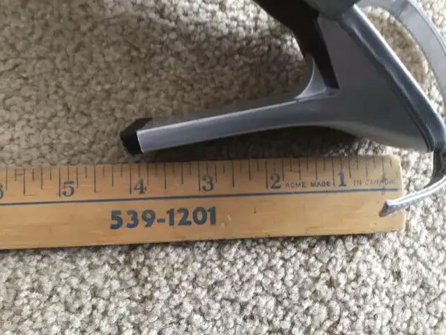 Ladies Silver ALDO 4” Heels Size 37 and Matching Handbag  in Women's - Shoes in Norfolk County - Image 6