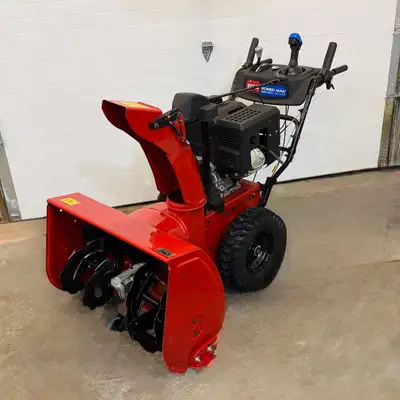 Toro PowerMax HD 1232 OHXE Snowblower – Excellent Condition, View more