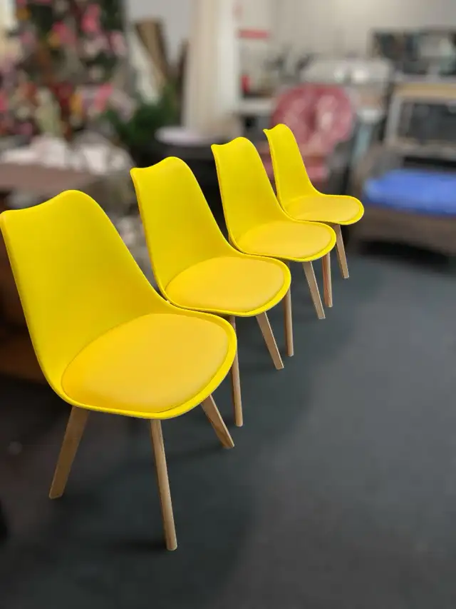 Fast food restaurant Beech wood legs dining chair,  9 colors  in Chairs & Recliners in Markham / York Region - Image 4