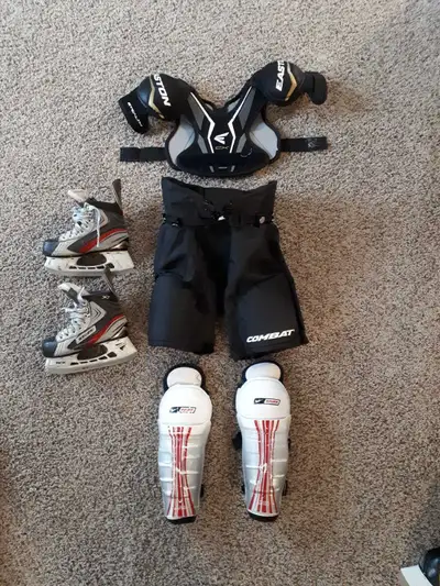 Youth Hockey Set of Gear (4-7 yr olds), View more