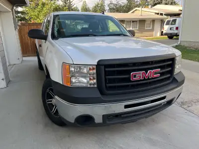 Low mileage Sierra in good shape, ready to work hard for the next owner. This is a private sale. Mot...