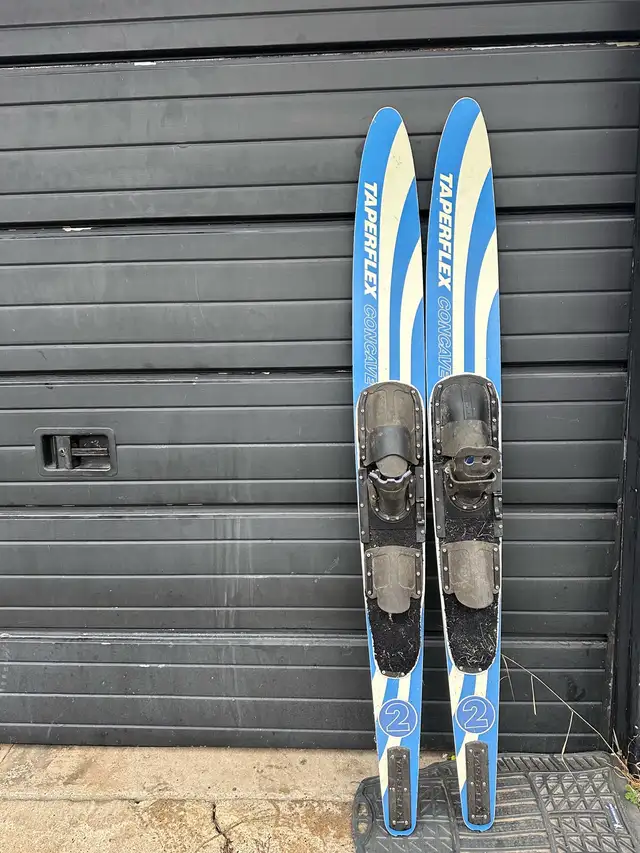 Vintage Water Skis in Water Sports in Nelson - Image 2
