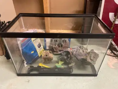 10 gallon aquarium with decor, View more