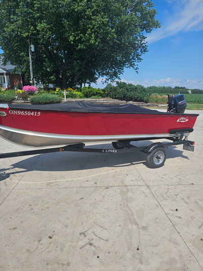 2025 Lund 1600 Fury Heritage Edition is a classic-styled, affordable 16-foot aluminum fishing boat f...