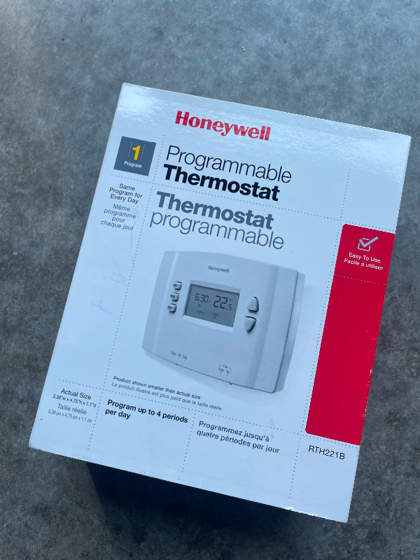 Honeywell Programmable Thermostat Model # RTH221B in Heating, Cooling & Air in London - Image 2