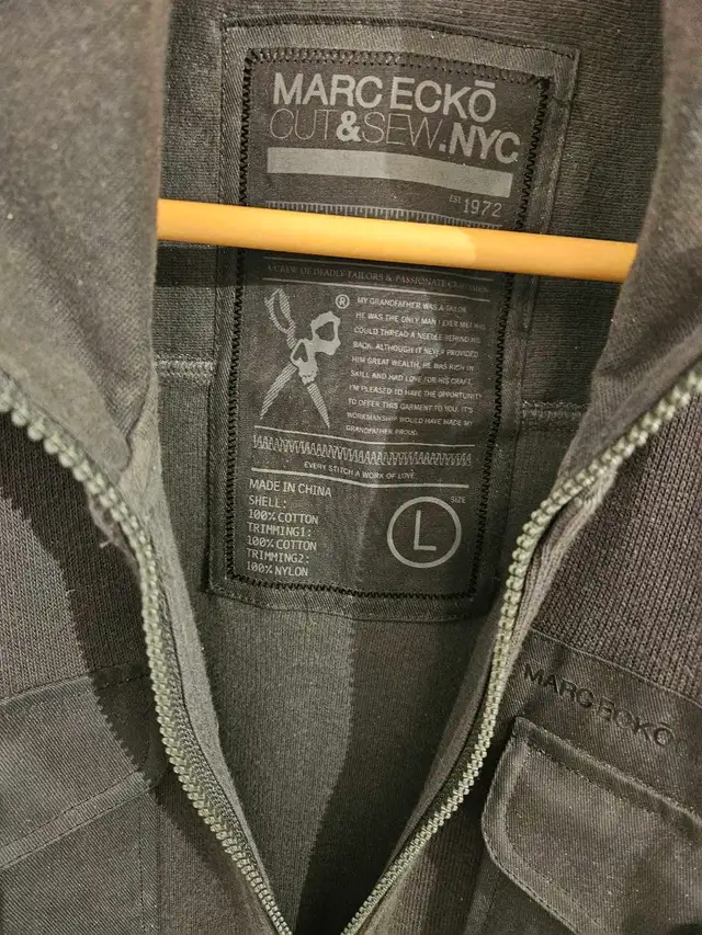 Marc Ecko Cut & Sew men's  jacket in large in Men's in City of Montréal - Image 3