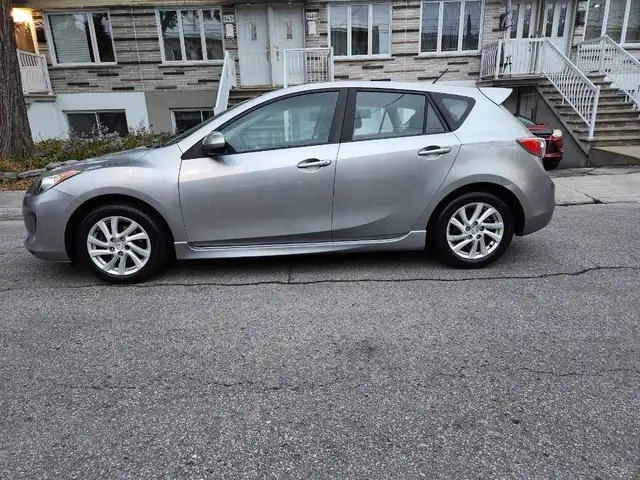 ⭐️ Mazda 3 ⭐️ 2012 ⭐️ Automatic ⭐️581029068308500481