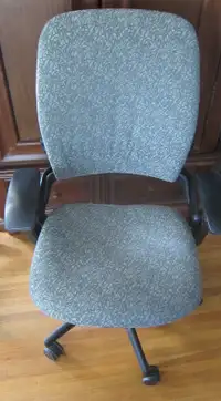 Steelcase Leap V2 office chair