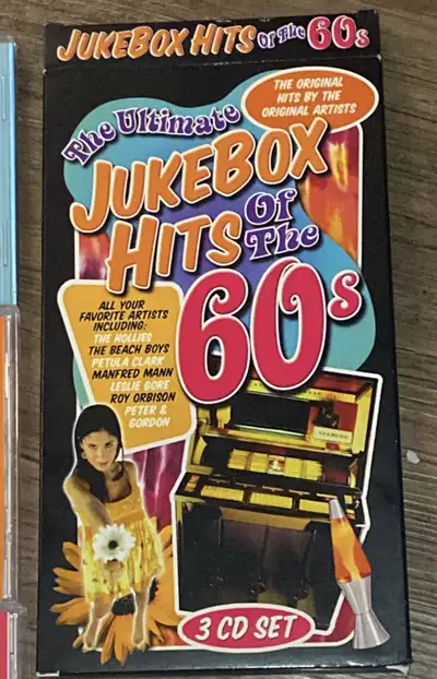Selling a three disc set of 60s jukebox heads played only once all discs in mint condition asking $2...