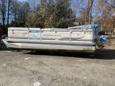 2009 pontoon for sale with 50 hp four stroke Honda, in good condition has a bimini but no full cover...