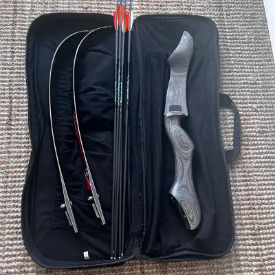 This recurve bow is in used condition and ready for its next adventure! It comes complete with arrow...