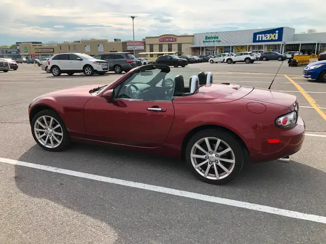 MAZDA MX-5 MIATA GT 2008 TRÈS PROPRE in Cars & Trucks in Trois-Rivières - Image 7