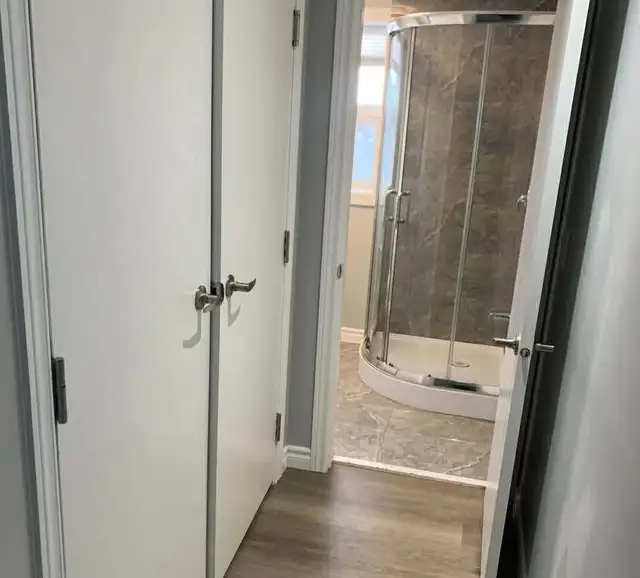 Furnished Room for rent Downtown Liberty Village in Room Rentals & Roommates in City of Toronto - Image 9
