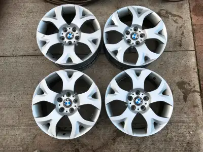 Set of four good oem BMW X3 rims, staggered 18x8 46 offset front and 18x9 51 offset back.