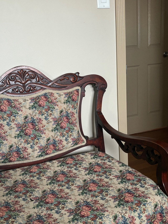 Beautiful Antique Furniture Set in Multi-item in Edmonton - Image 2
