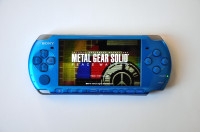*RARE* Vibrant Blue Sony PSP 3000 With 250 Games! *RARE*