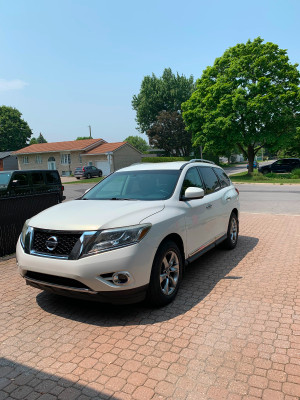 2014 Nissan Pathfinder SL