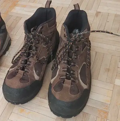 Winter / Snow boots, size 11, View more