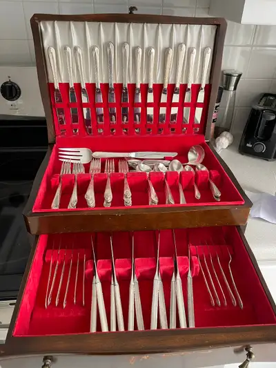 Coutellerie ventage W M. Rogers & son, View more