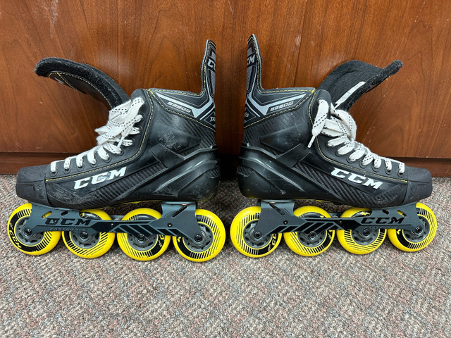 CCM inline roller blades Size 9 in Hockey in Winnipeg