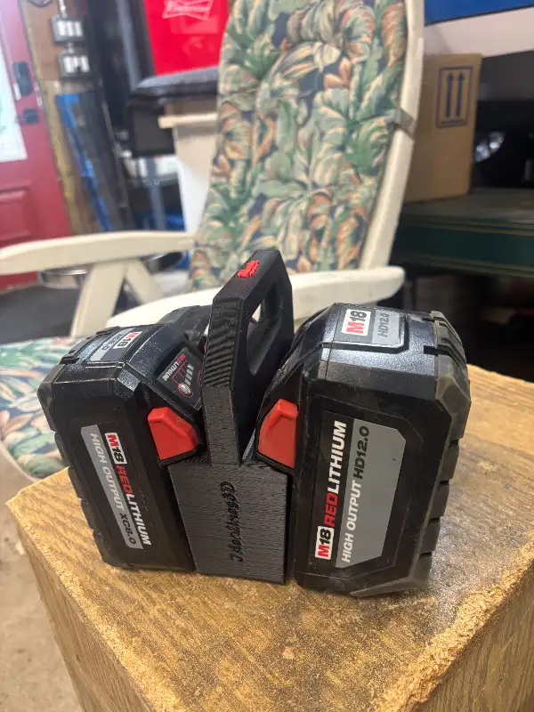 Milwaukee M18 Battery Caddy Holder (for 4 Batteries), Packout in Power Tools in Markham / York Region - Image 3