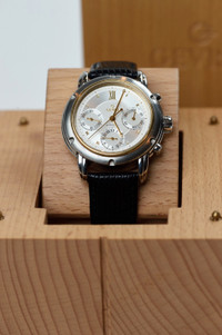 GEVRIL Chronograph K0111-18k Gold and Stainless Steel