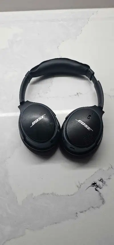 Bose soundlink AE2 wireless headphones in good condition. Air pads and headband cushion replaced. Wo...