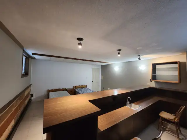 Sharing room for female *Near Sault College* in Room Rentals & Roommates in Sault Ste. Marie - Image 4