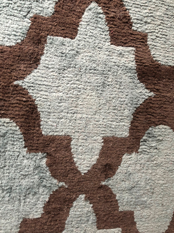 Area rug in Rugs, Carpets & Runners in Kitchener / Waterloo - Image 3