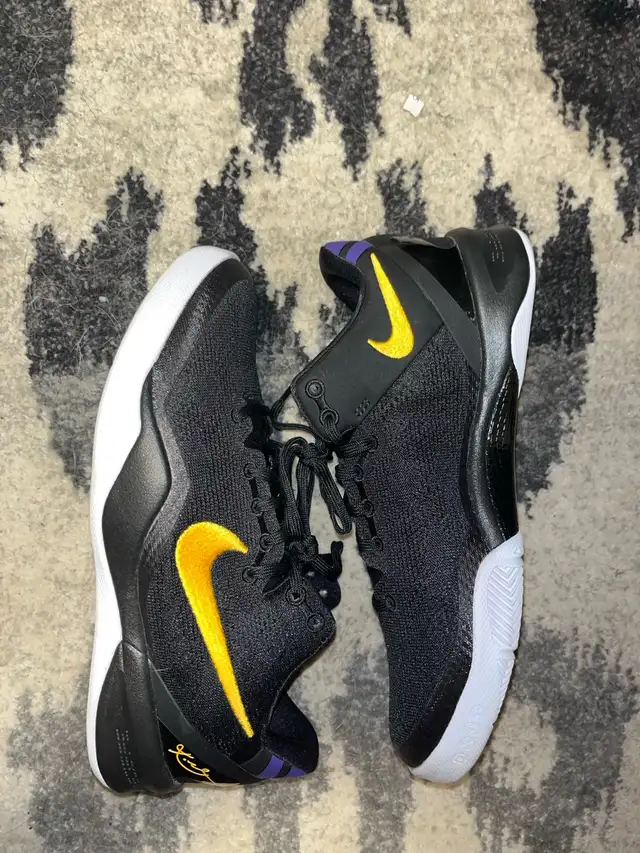 Nike Kobe 8 protro “lakers” youth in Clothing, Shoes & Accessories in Brantford - Image 2