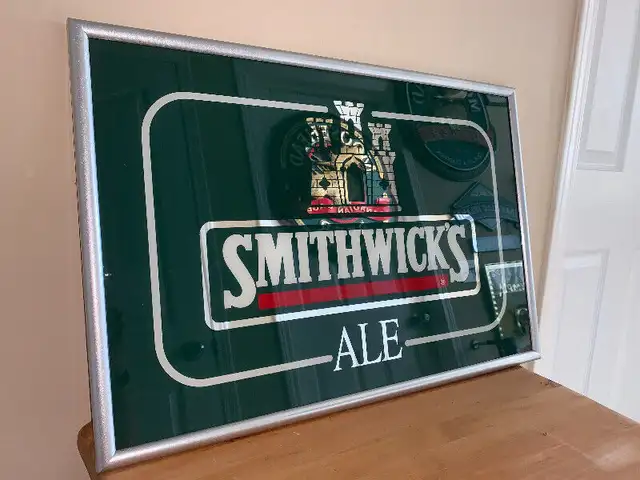 Vintage XL Smithwicks mirror excellent condition in Arts & Collectibles in Calgary - Image 3