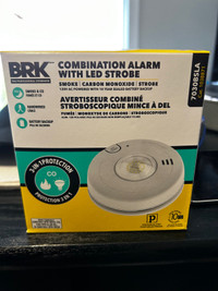 CO smoke detector new with LED strobe BRK wired 