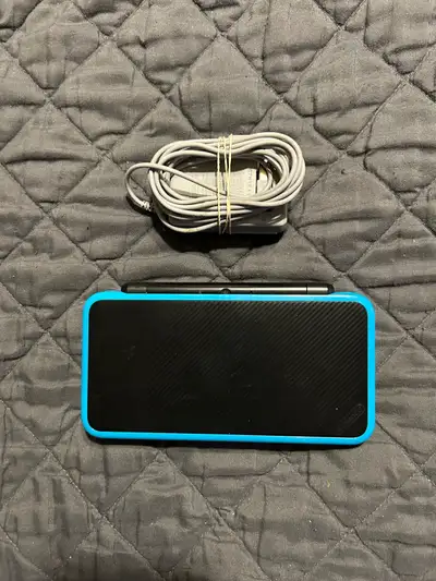 New Nintendo 2DS XL Handheld Game Console JAN-001 Black/Blue, View more