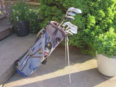 Men's Left Hand 11-pc. Golf Set (Optiva) with Golf Stand Bag, View more