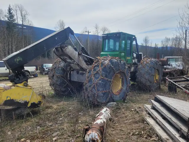 2010 John Deere 848H Skidder in Other in Revelstoke - Image 8