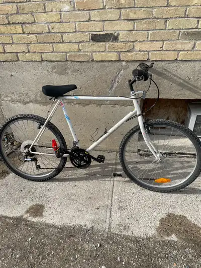 Ccm bicycle was a good winter bike & no longer need the bike! Gears & breaks work but could use a li...