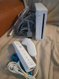 Nintendo Wii Console and Controller Set 
