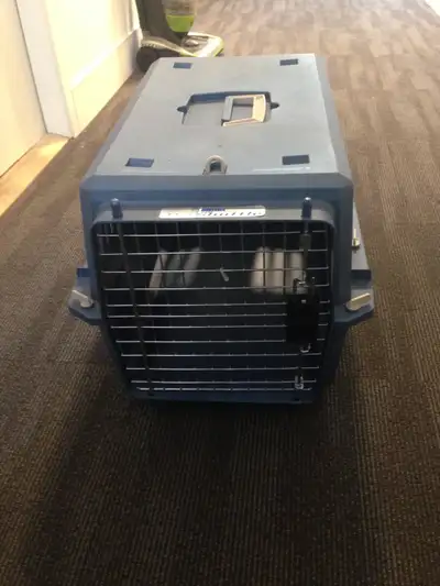 pet carrier new condition $10