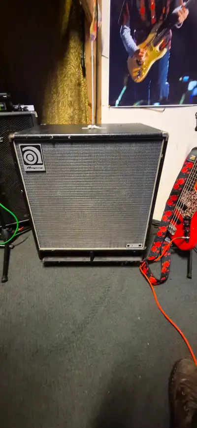 Ampeg B410, View more