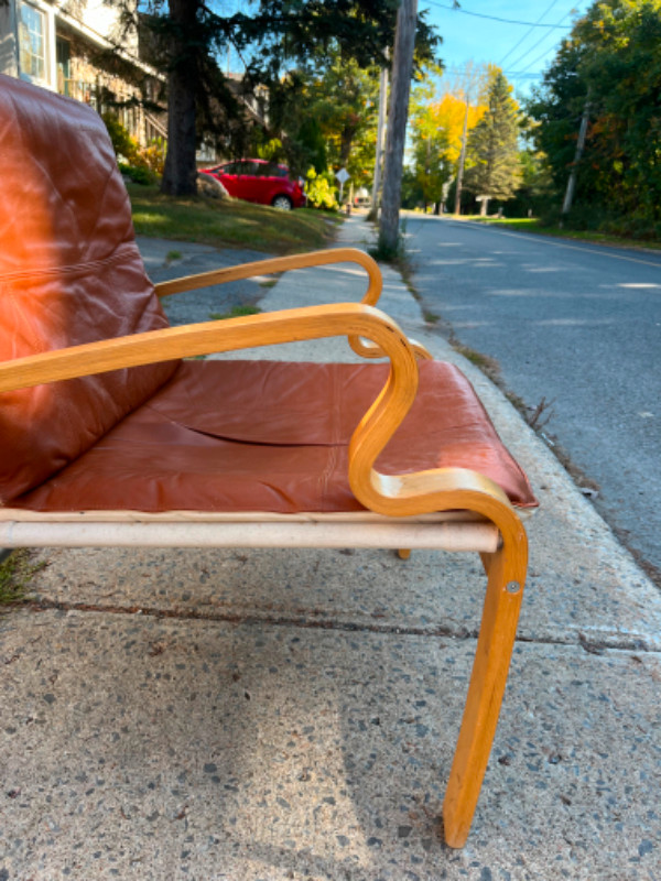 Chaise vintage ikea cuir authentique Bjarred cognac leather dans Chaises, Fauteuils inclinables  à Ouest de l’Île - Image 4