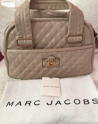 MARC JACOBS BLUSH PATENT QUILTED URSULA BOWLER BAG