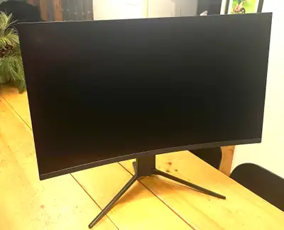Gaming monitor 144Hz 1440p 32'', View more