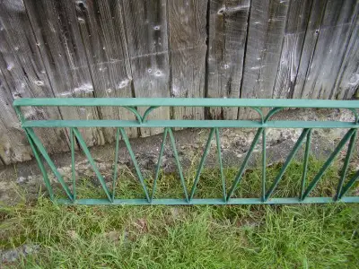 Clôture / garde / barrière fer forgé 7 pi en bon état +5p brisée, View more