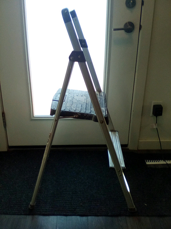 Costco step stool. Ladders & Scaffolding Winnipeg Kijiji