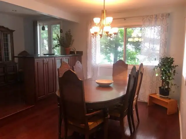 Smiths Luxury Lakefront Cottage Escape Near Algonqu in Ontario in Canada - Image 4
