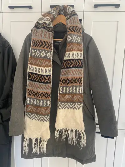 En bon état Manteau d’hiver taille Médium femme Foulard inclu