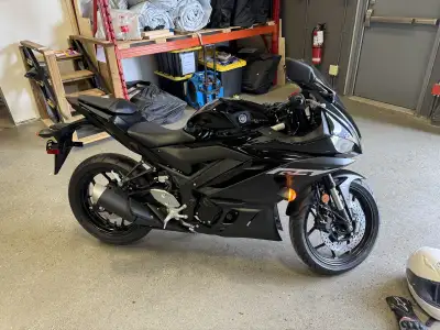 Yamaha r3 2024 Wood craft clip on Wood craft frame slider Wood craft engine protector ( both side )...